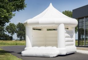 Hüpfburg Hochzeit in Weiß mieten